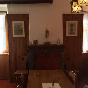 Nel Set Di Piccolo Antico Viola , Valsolda Italien