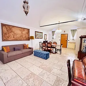 Loft Mirasole , Bologna Italien